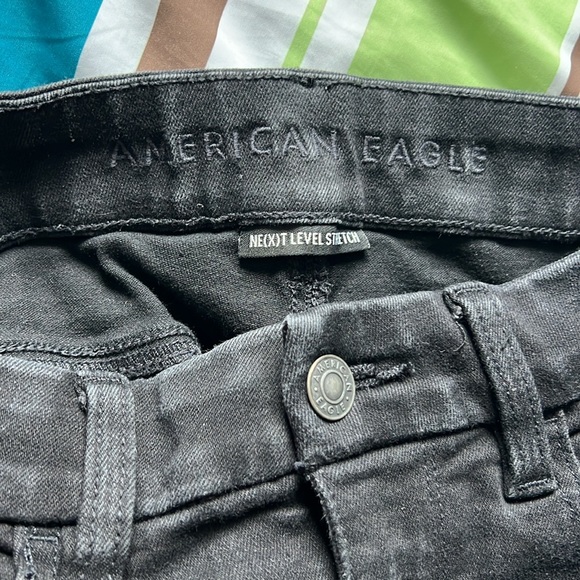 American Eagle Outfitters super high rise Black Denim Jeggings - size 6 - Picture 2 of 6